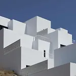 ホテル Cubic Mykonos Seafront Design 4*