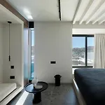Cubic Mykonos Seafront Design 4* Ornos (Mykonos)