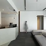 Cubic Mykonos Seafront Design ホテル 4*