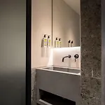 Otel Cubic Mykonos Seafront Design 4*