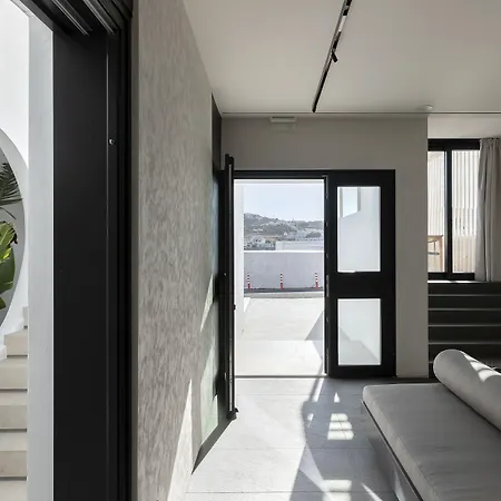 Cubic Mykonos Seafront Design Орнос