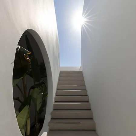 Cubic Mykonos Seafront Design 4* Ornos (Mykonos)