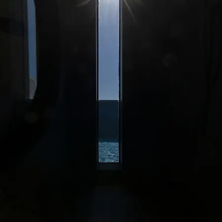 Ξενοδοχείο Cubic Mykonos Seafront Design 4*