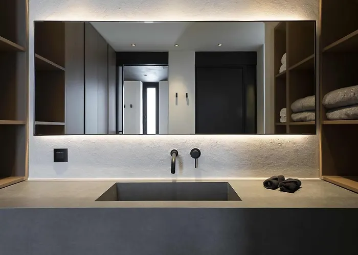 Cubic Mykonos Seafront Design Отель