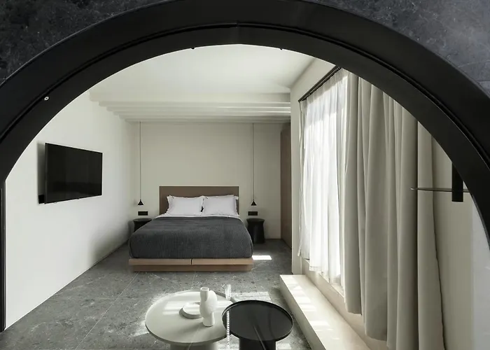 Cubic Mykonos Seafront Design Ξενοδοχείο