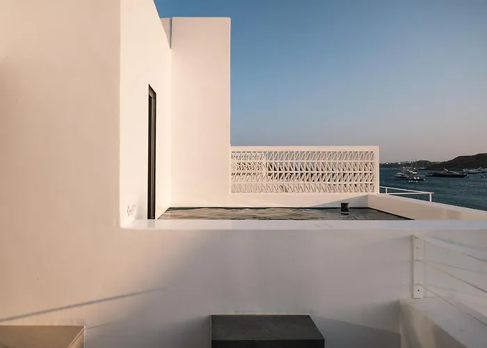 Cubic Mykonos Seafront Design Ξενοδοχείο Ορνός