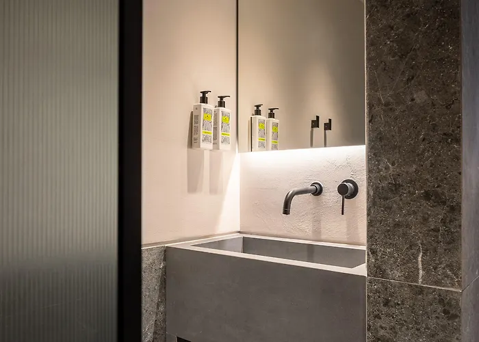 Отель Cubic Mykonos Seafront Design *